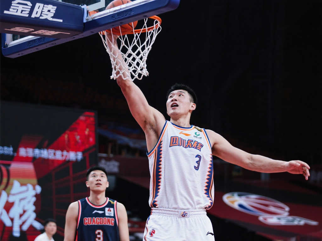 角阿森纳的 角阿森纳的